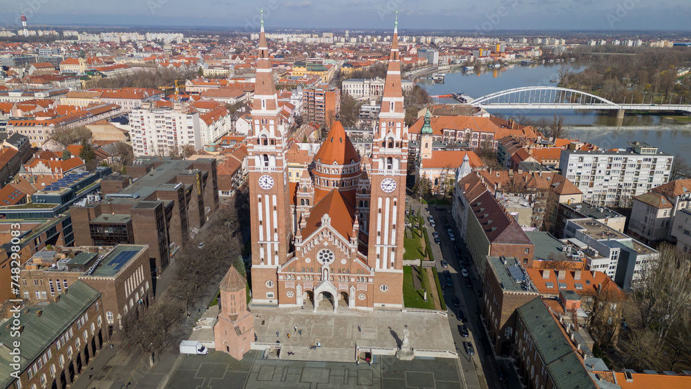 Drone footage from downtown of Szeged, Hungary on a sunny winter day.
Szeged, Drone, Aerial, Hungary, Urban Landscape, Szeged Cathedral, Tisza River, Bridge