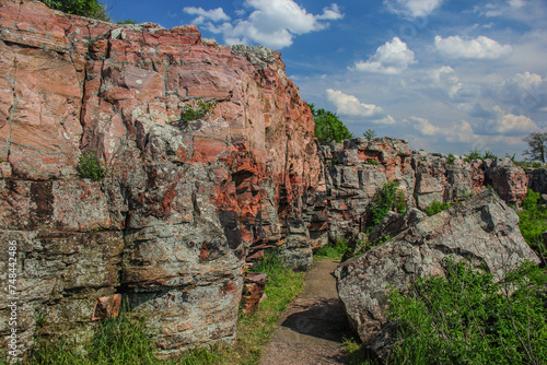 Fototapeta Naklejka Na Ścianę i Meble -  rock outcrop at Pipestone National Monument