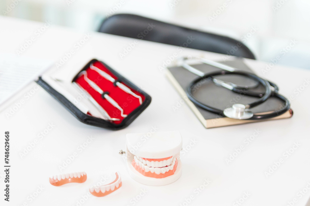Consultation about teeth and treatment Consultation about teeth and treatment