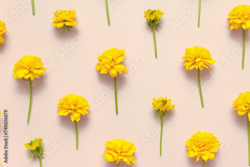 Chic Floral Elegance: Beige Background with Yellow Flower Pattern