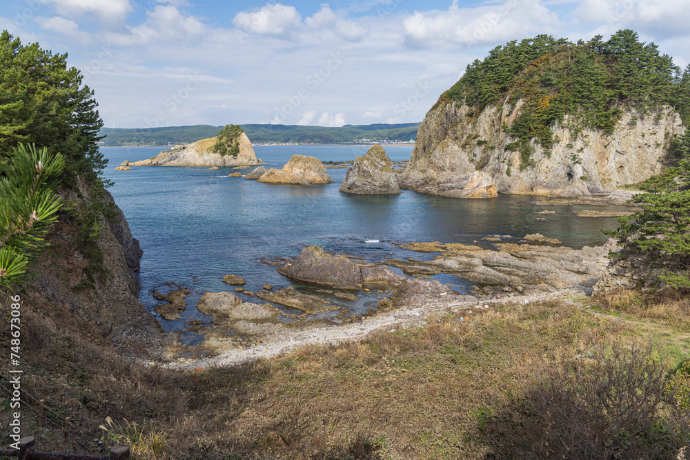 日本　青森県西津軽郡深浦町の賽の河原近くの海岸の風景