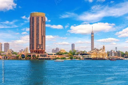 Obraz na płótnie Cairo downtown view, nile and the skyscrappers, Egypt w salonie
