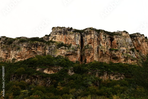 The Lumbier canyon is a canyon located in the east of the province of Navarre in the locality of Lumbier in Spain