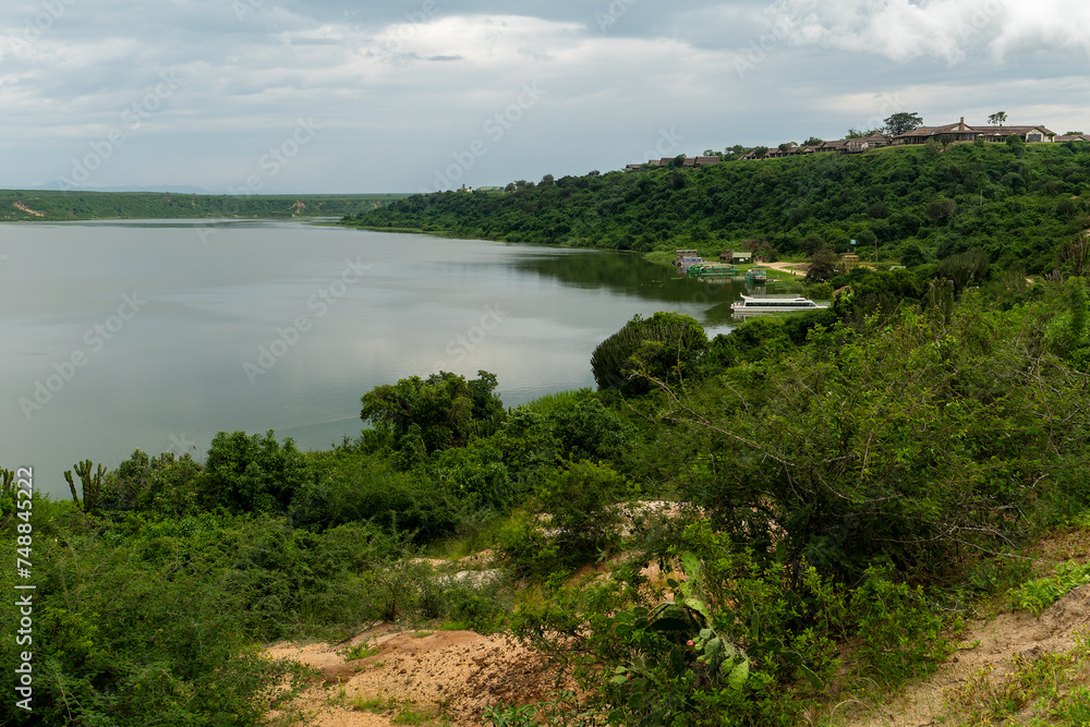 Landschaft mit Kazinga Kanal und Mweya Halbinsel 