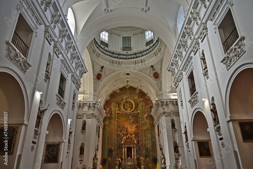 Toledo: ⁦ interno della Chiesa Gesuita di Sant'Ildefonso - Spagna 