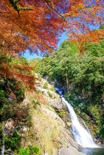 秋の見帰りの滝 佐賀県唐津市 Autumn Mikaeri Waterfall. Saga Pref, Karatsu City.