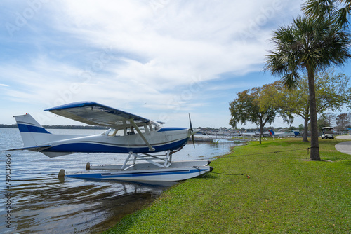 Fototapeta Naklejka Na Ścianę i Meble -  Seaplane on Lake Dora in Tavares Florida