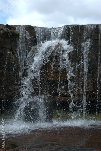 Wallpaper Mural Rios,pequeños,inmensos,de aguas claras,de aguas turbias,una gran bendicion tener el agua! Torontodigital.ca