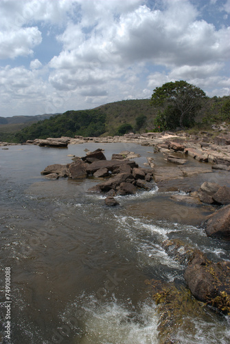 Rios,pequeños,inmensos,de aguas claras,de aguas turbias,una gran bendicion tener el agua! photo