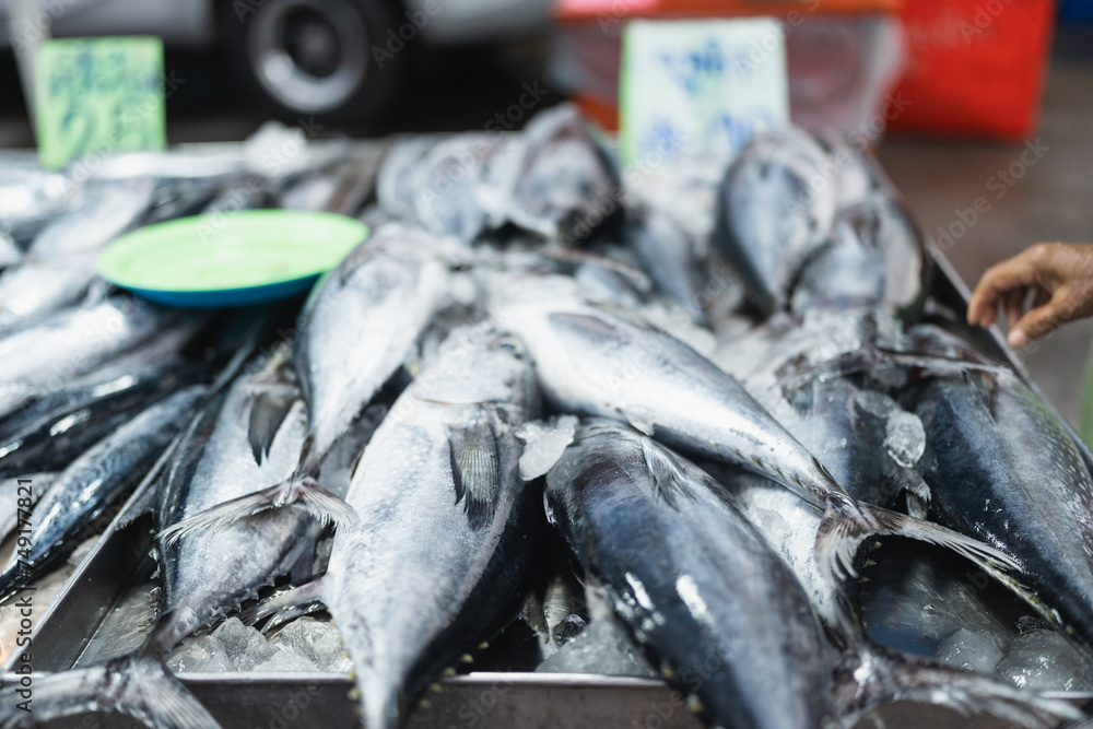 Obraz premium Fresh seafood variety fish sell in traditional asian market