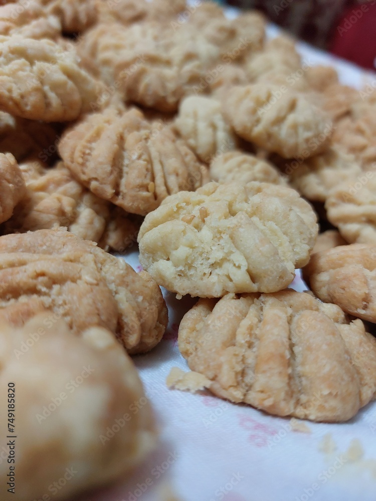 close up of cookies on a plate (Eid al-Fitr cakes with local ghee) close up of cookies on a plate (Eid al-Fitr cakes with local ghee)