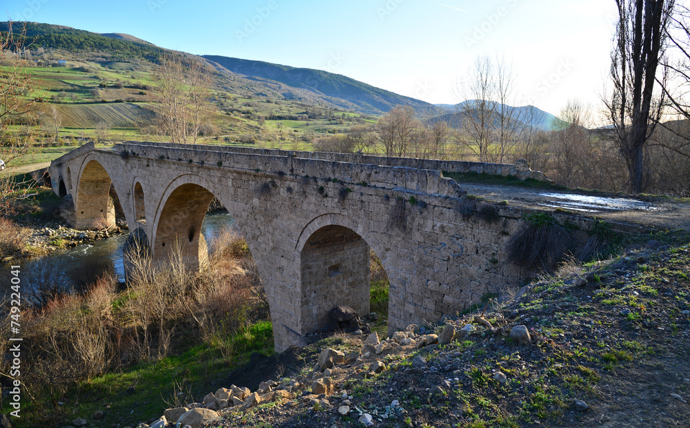Located in Cankiri, Turkey, Akbas Bridge was built in the 20th century.
