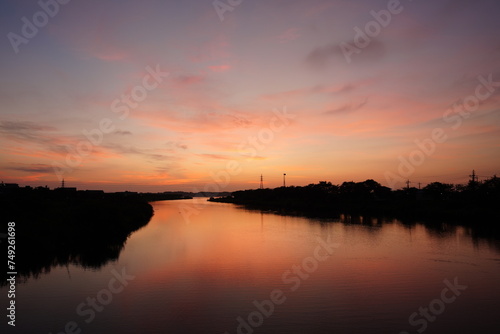 茨城 土浦 水郷橋から見る霞ヶ浦の夜明け © yuhs