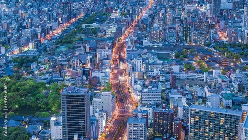 大阪市街地の夕景から夜景【ティルトアップ】