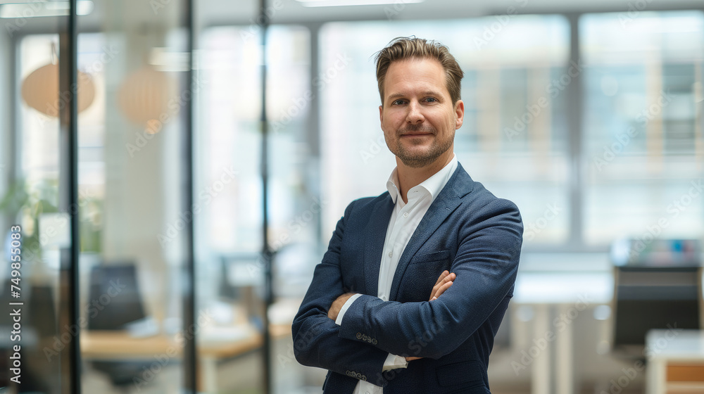 Portrait of a successful businessman with confident and friendly facial expression and his arms crossed in front of blurred office background. Generative AI Portrait of a successful businessman with confident and friendly facial expression and his arms crossed in front of blurred office background. Generative AI