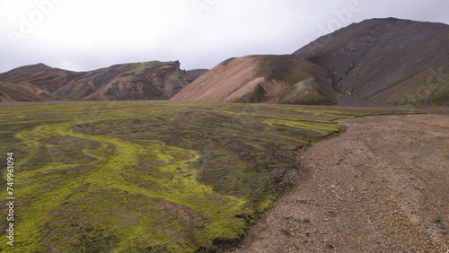 Obraz na płótnie Landmannalaugar is a location in Iceland's Fjallabak Nature Reserve in the Highlands. It is on the edge of the Laugahraun lava field. This lava field was formed by an eruption in 1477. w salonie