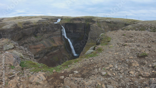 Obraz na płótnie Granni is a waterfall in the river Fossá next to Háifoss, the second highest waterfall of Iceland, after Glymur, with a single drop of 122 meters. w salonie