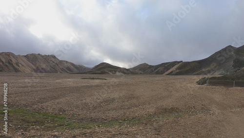 Obraz na płótnie Landmannalaugar is a location in Iceland's Fjallabak Nature Reserve in the Highlands. It is on the edge of the Laugahraun lava field. This lava field was formed by an eruption in 1477. w salonie