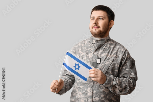 Male Jewish soldier with fl...
