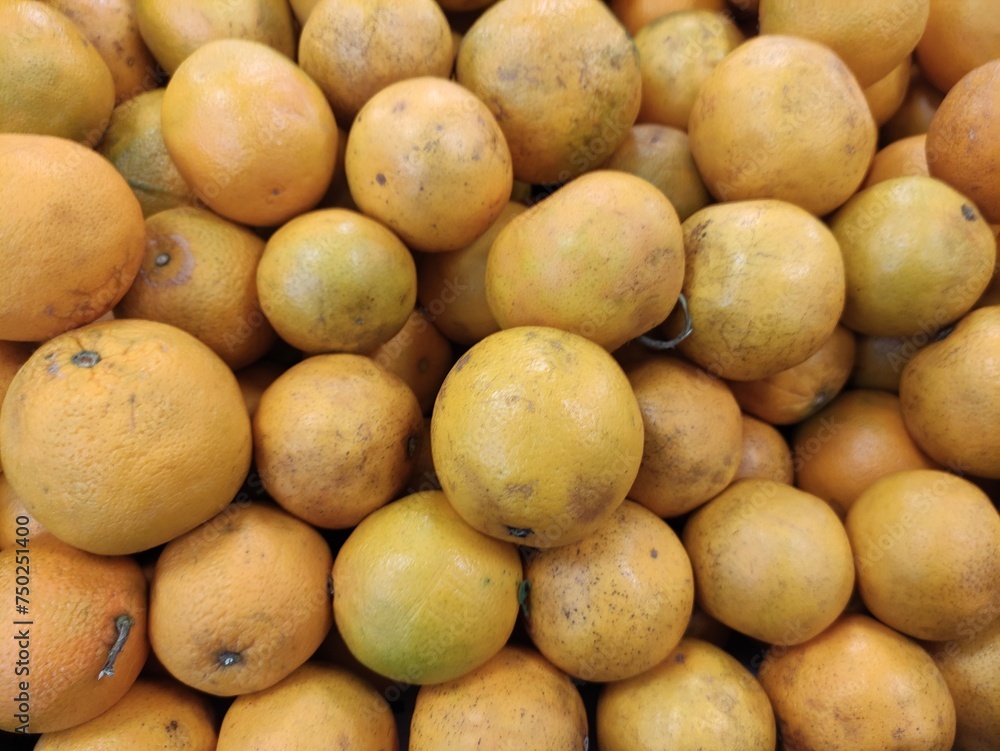 oranges in the market,, naranjas en el mercado, oranges in the market,, naranjas en el mercado,