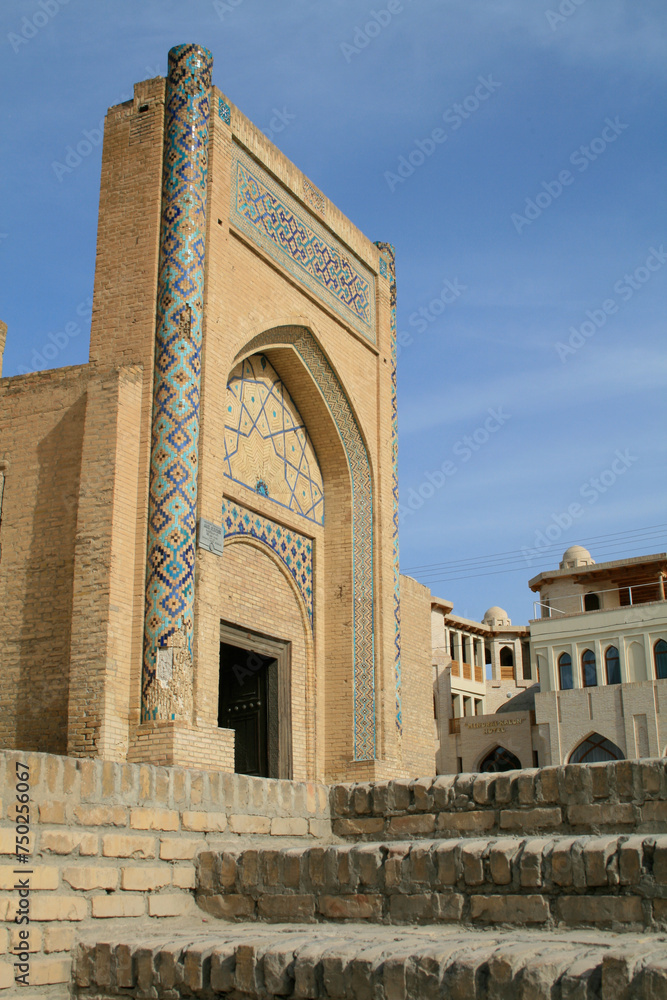 Madrasah of Emir Alimkhan, Bukhara
