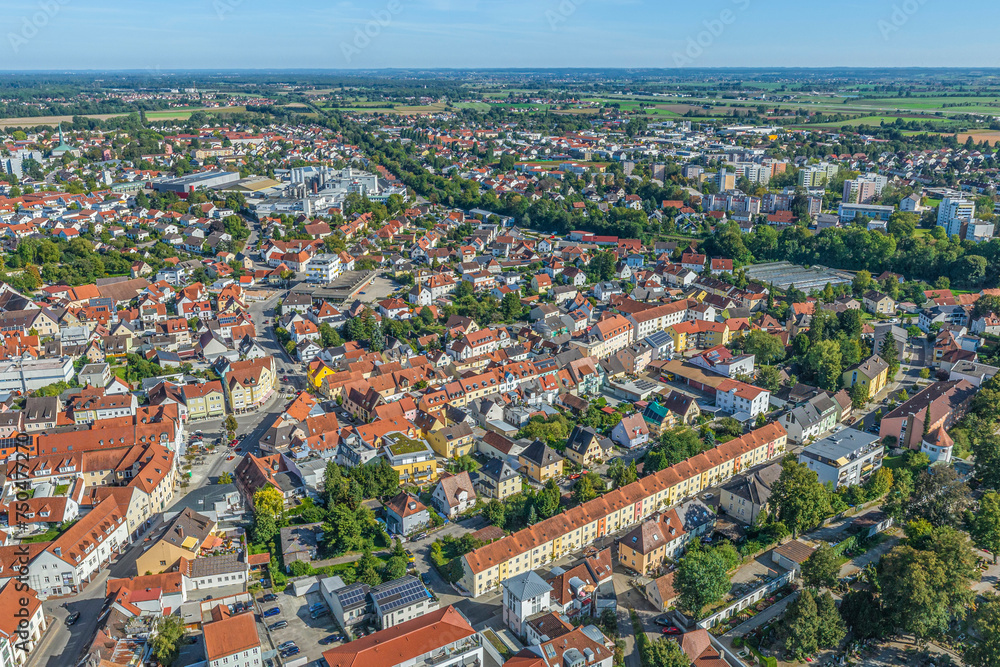 Luftaufnahme der Stadt Neuburg an der Donau in Oberbayern, Blick über die südöstlichen Stadtbezirke