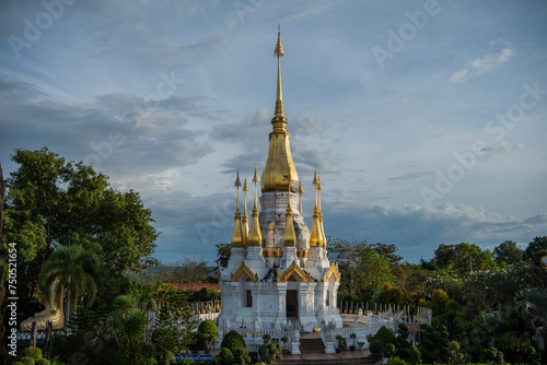 THAILAND UBON RATCHATHANI KHONG CHIAM WAT THAM KHUHA SAWAN photo