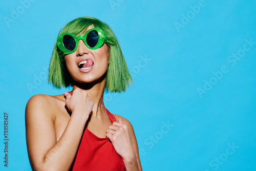 Beauty woman trendy wig sunglasses fashion portrait