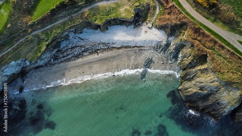 Fotografia A secret beach seen from above in Wicklow Town, Ireland