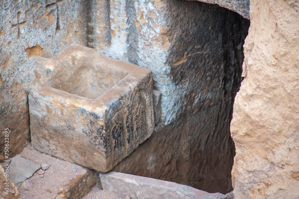 Medieval tomb underground. Entrance to the tomb Medieval tomb underground. Entrance to the tomb