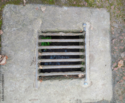 Wallpaper Mural Old drain cover Torontodigital.ca
