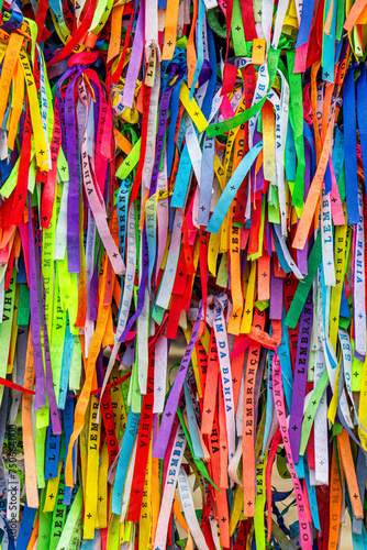 Fitas coloridas do Senhor do Bonfim em Salvador da Bahia - Na Igreja do Bonfim	
