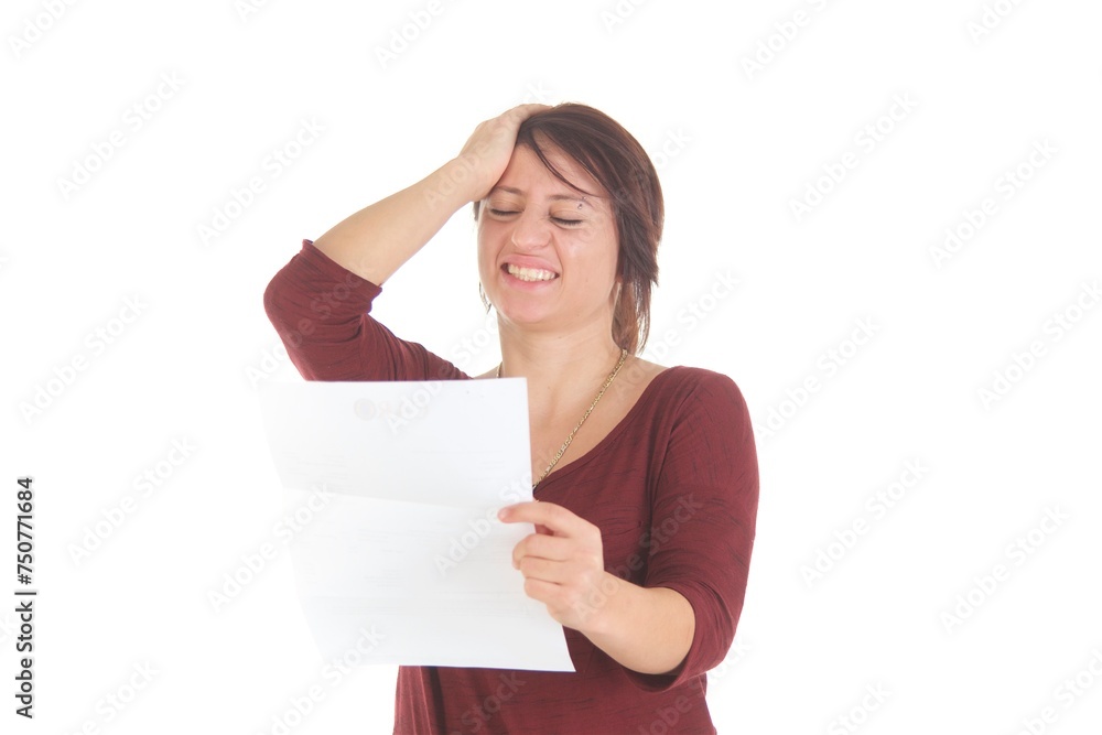 Frau mit Brief, verärgert, lachend, freudig, traurig Frau mit Brief, verärgert, lachend, freudig, traurig
