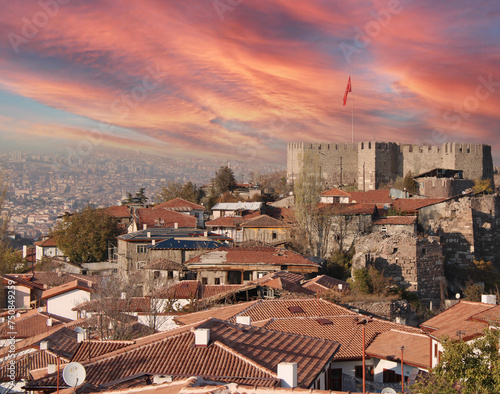 Cuadro en lienzo historical ankara castle and shanty houses. Ankara,Turkey