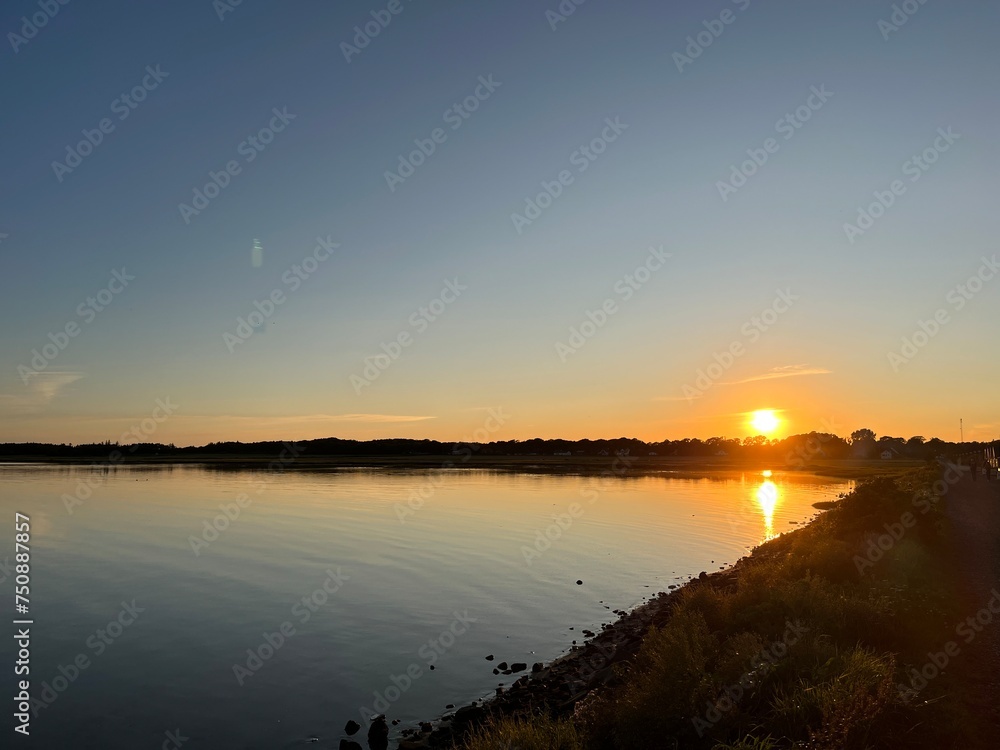 Obraz premium sunset over the sea