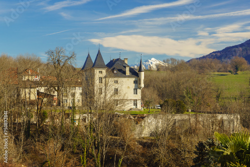 Château du Montalieu - Saint Vincent de Mercuze - Isère.