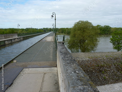 Pont-canal de Briare dans la région centre