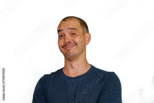 Foto expressive bald man making hand gesture , funny face