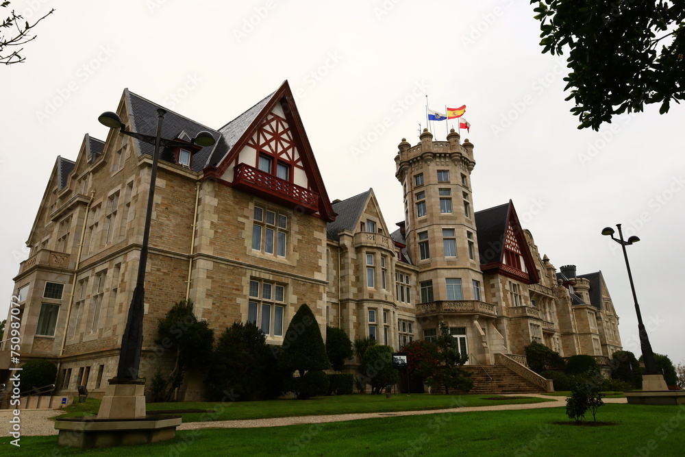 Santander is the capital of the autonomous community of Cantabria, Spain. Santander is the capital of the autonomous community of Cantabria, Spain.