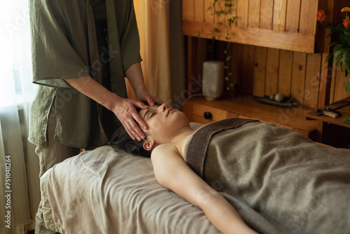 head massage photo
