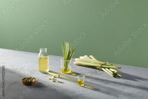 Natural Spa Ingredients Lemongrass essential Oil