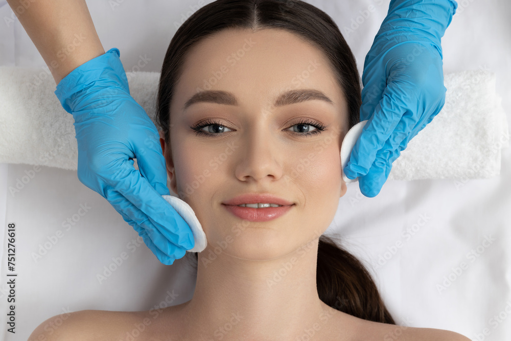 An attractive brunette at an appointment with a beautician An attractive brunette at an appointment with a beautician