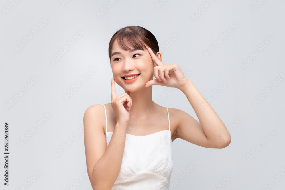 Image of beautiful young Asian woman in the morning Image of beautiful young Asian woman in the morning