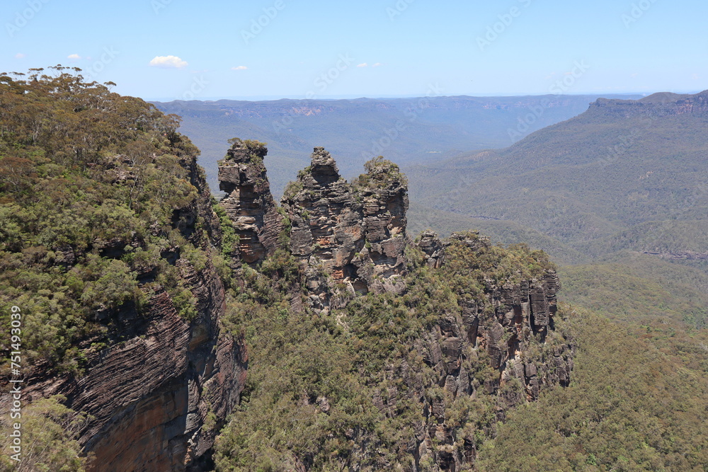 Naklejka premium 3 montanas