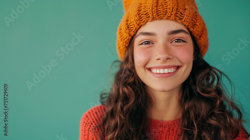 Cheerful gorgeus girl, toothy beaming smile on green background