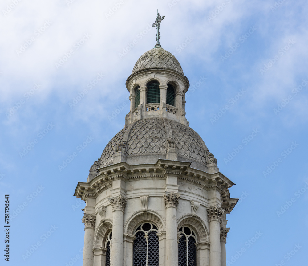 Obraz premium Trinity College, Campanile, Library Square, Ireland's oldest university. Dublin, Ireland.