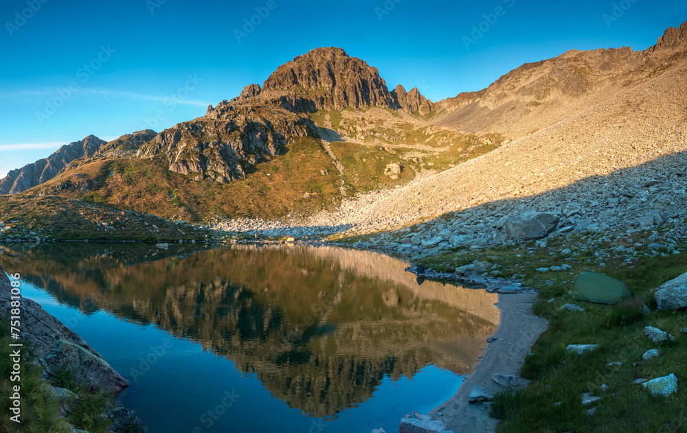 Lacs de Montartier en été en Savoie , Coucher de soleil 
 , Massif de la Lauzière, Alpes , France