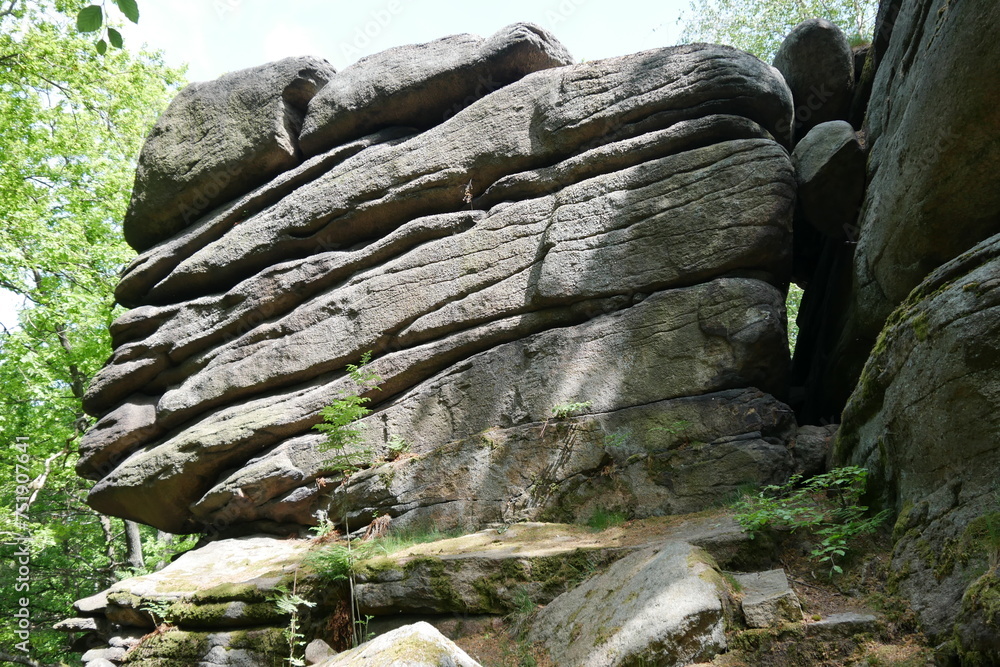 Felsformation Totenstein in den Königshainer Bergen Felsformation Totenstein in den Königshainer Bergen