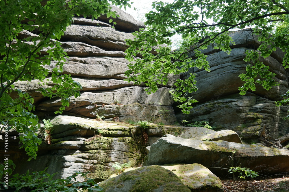 Felsformation Totenstein in den Königshainer Bergen Felsformation Totenstein in den Königshainer Bergen