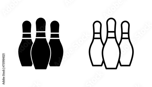 Bowling icon set. bowling ball and pin icon. bowling pins